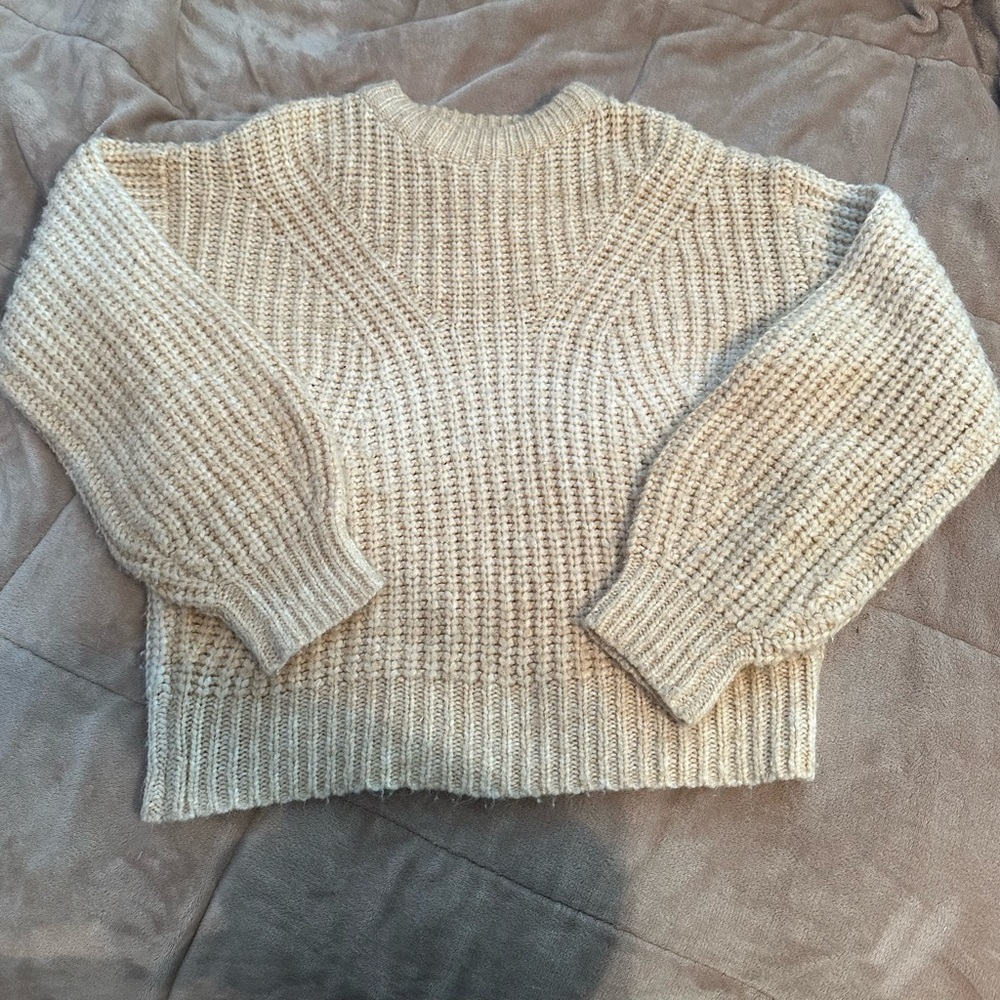 A New Day Sweater xs